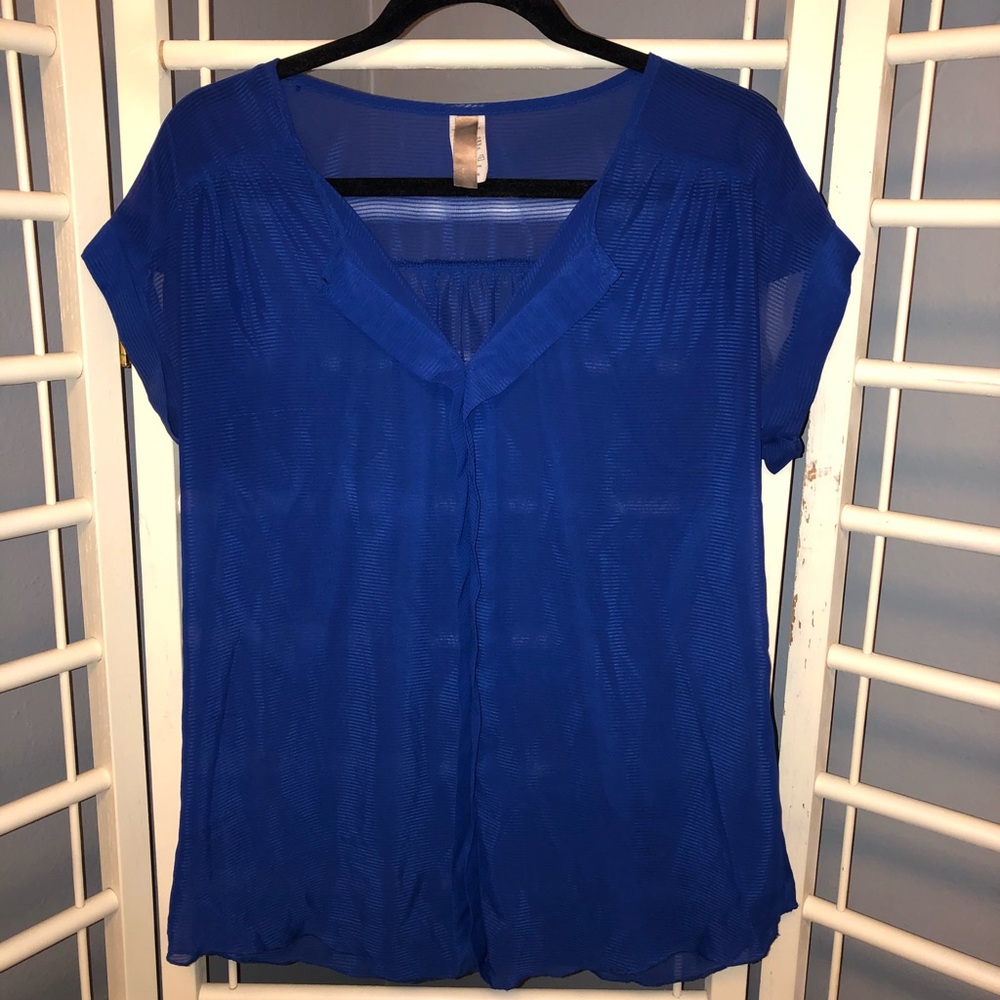 Blue translucent top